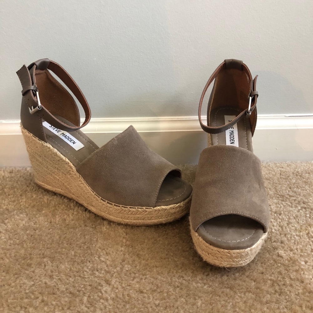 Steve Madden Jaylen Espadrille Wedge